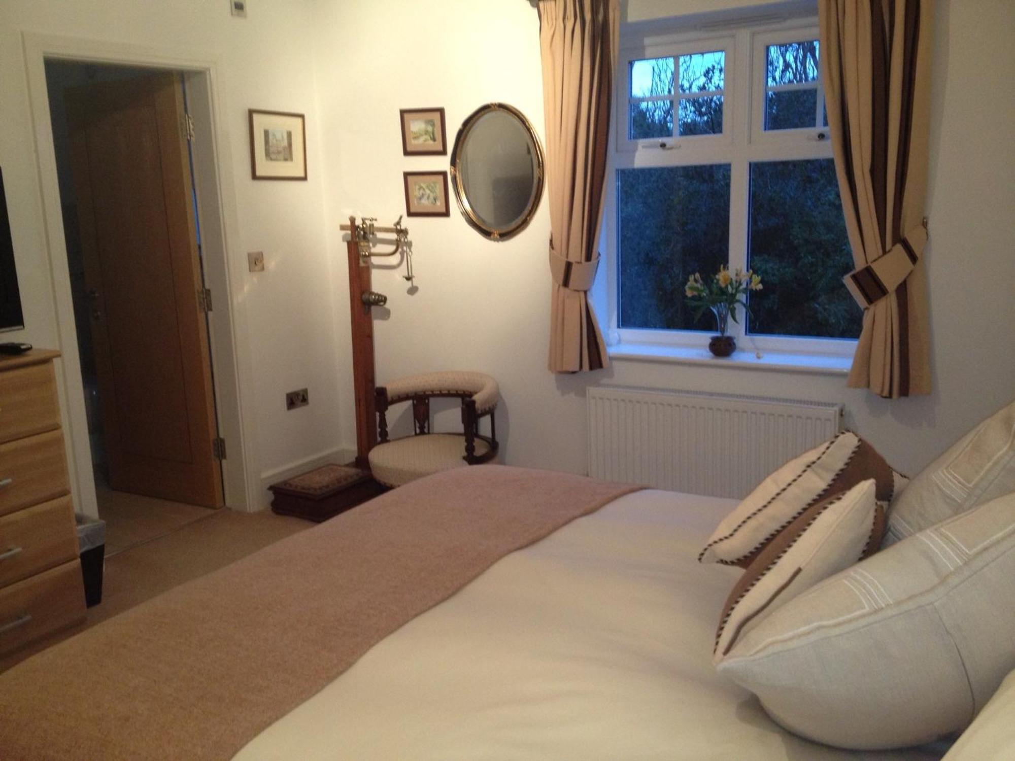 2 The Rocklands Bed & Breakfast Birkenhead Eksteriør bilde